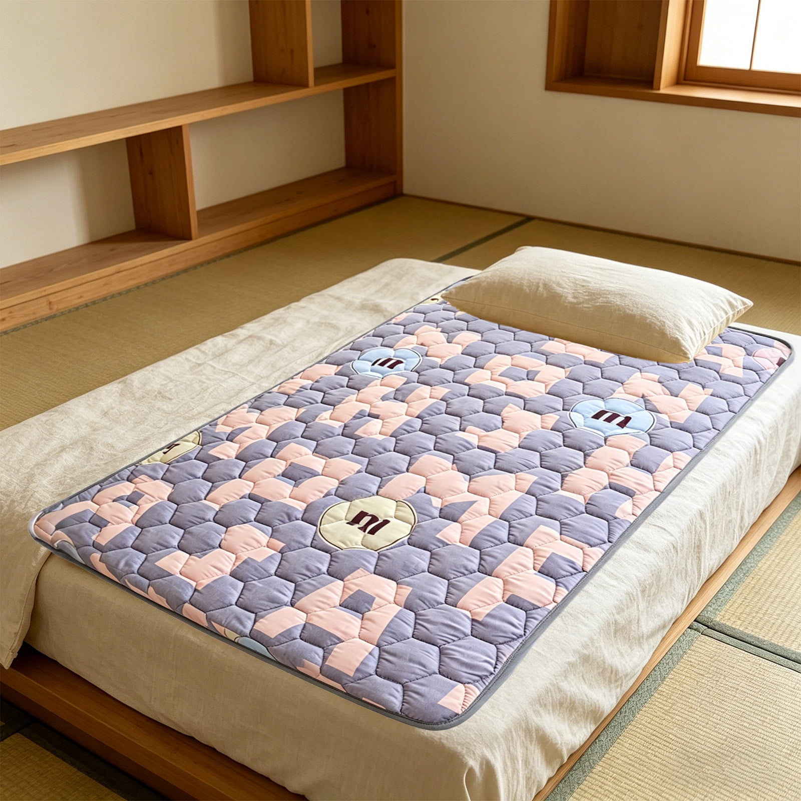 Reversible Mattress Protector Non Slip Waterproof Fitted Bed Cover Washable Mattress Pad Breathable Quilted Bed Protection Sheet Dust Resistant Durable Bedding Protector for Home Dorm Apartment Use