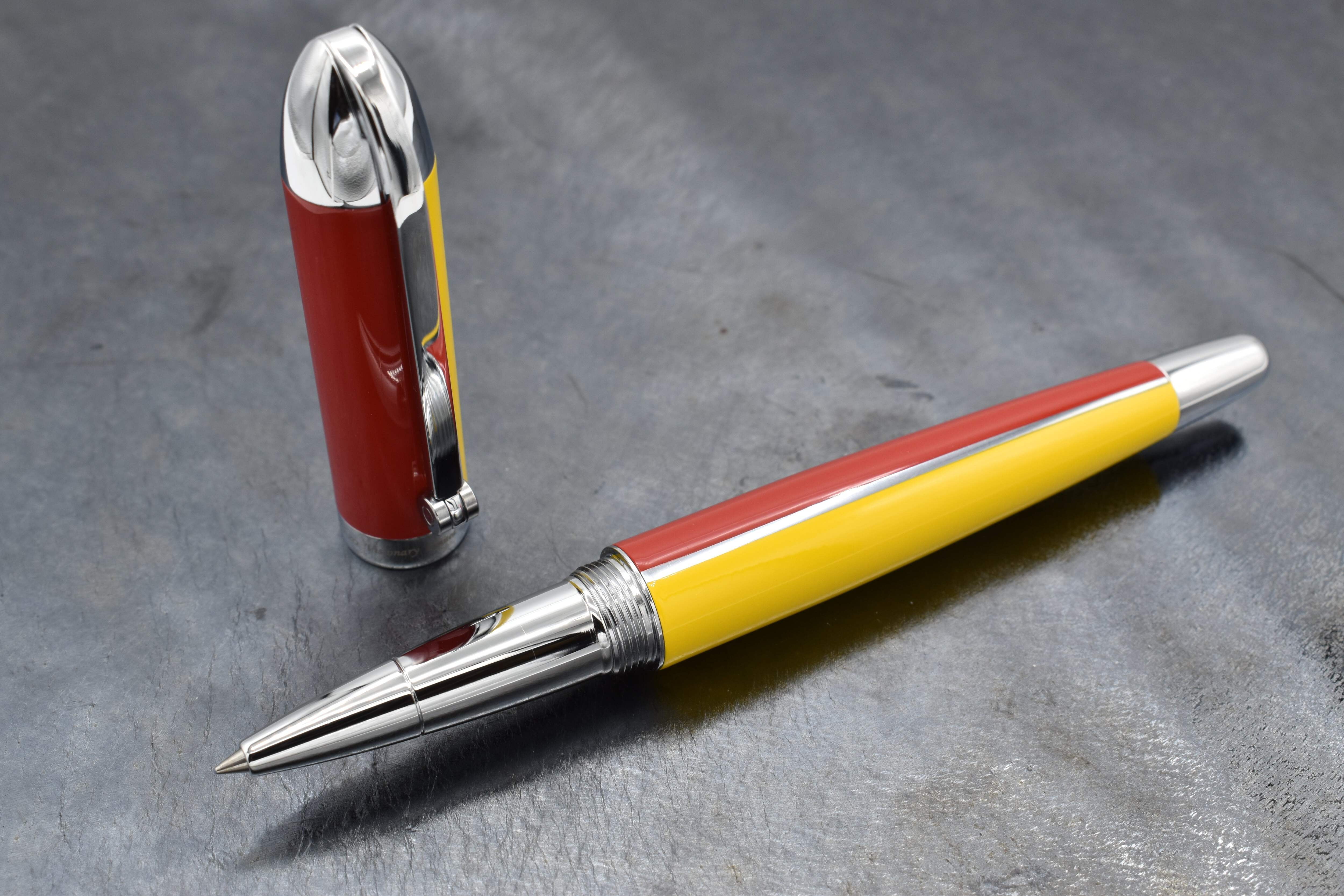 Xezo Xezo Visionary® Brass  Aluminum Enameled Rollerball Pen - Aspen Gold / Red