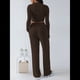 thumbnail image 5 of Conjunto Deportivo Y2K de Dos Piezas para Mujer, con Larga, Top Ajustado y Pantalones Anchos, Ideal para y Otoño Café XL, 5 of 8
