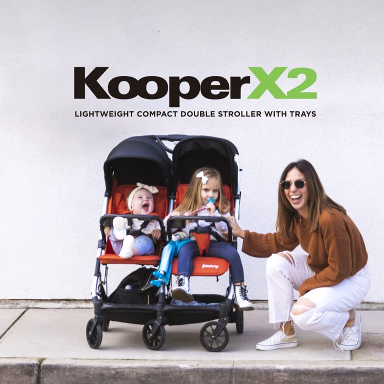 Compact double outlet stroller