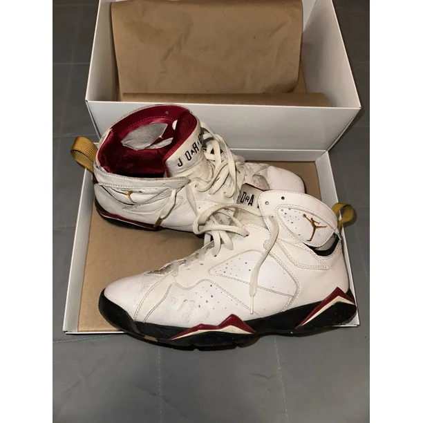 Ni - ke Jordan 7 Retro 2011 Cardinal Size 11 Used White Jordan VII