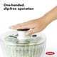 thumbnail image 4 of Centrifugadora de ensaladas grande Good Grips, 6,22 cuartos de galón, color blanco, 4 of 8