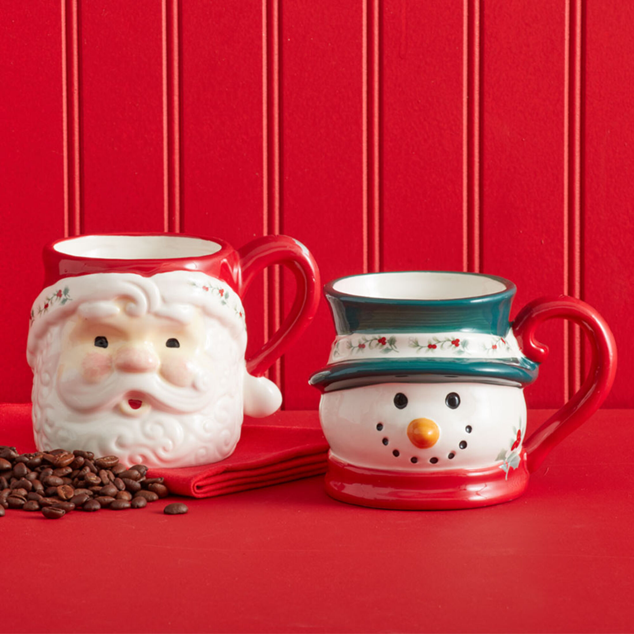 Pfaltzgraff Winterberry Stoneware 16 oz Santa Mug