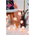 thumbnail image 5 of Guirnalda de luces LED a batería con patrón de flores rosas, diámetro de 6 cm, PE (polietileno), rosa, 3 m 20 LED, 5 of 5
