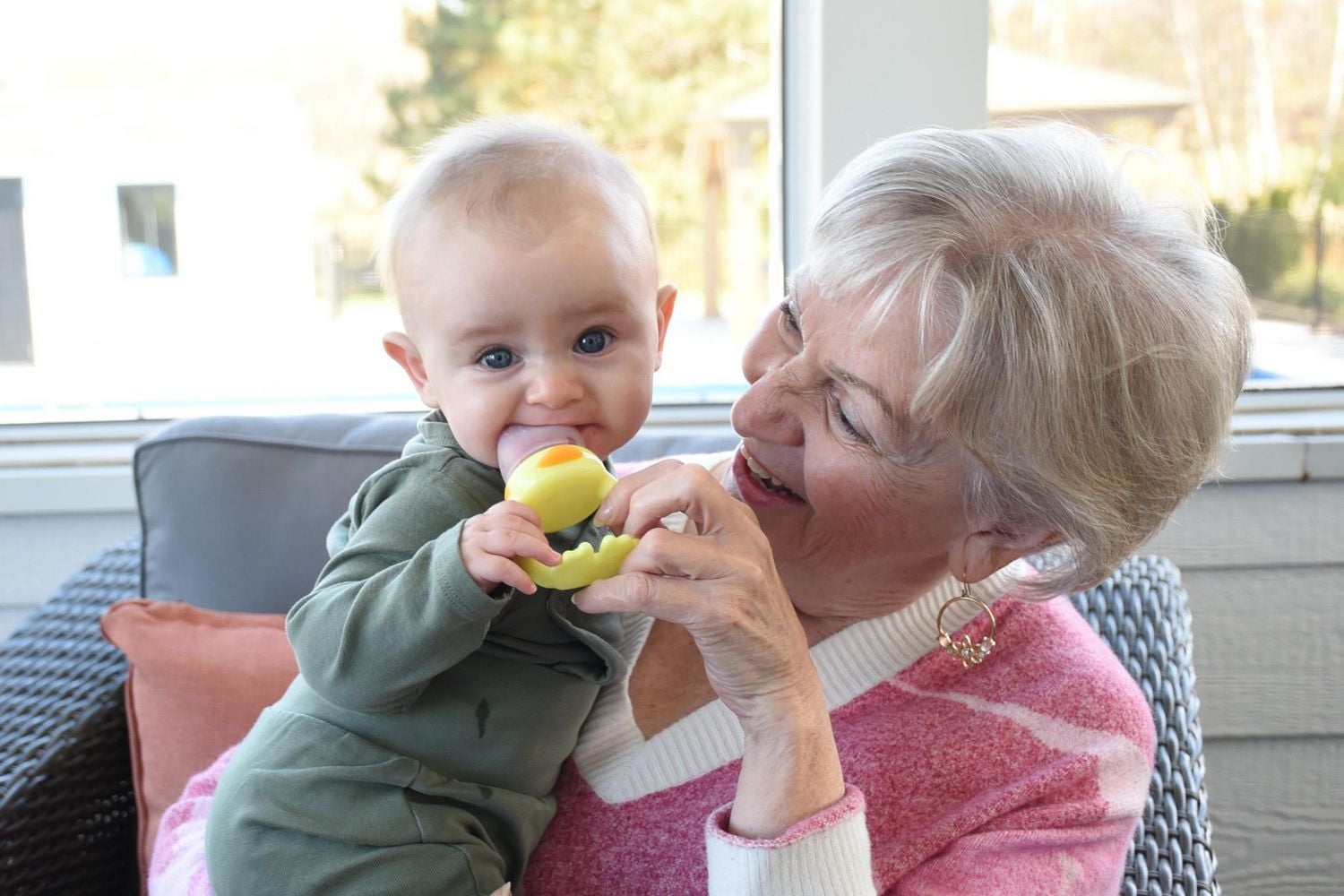 Distributeur d'aliments frais et anneau de dentition Melii en silicone en forme de canard pour bébé - Sans BPA, compatible lave-vaisselle et micro-ondes
