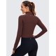 thumbnail image 2 of Remera CRZ YOGA Butterluxe con media cremallera corta Taupe Talle S, 2 of 5