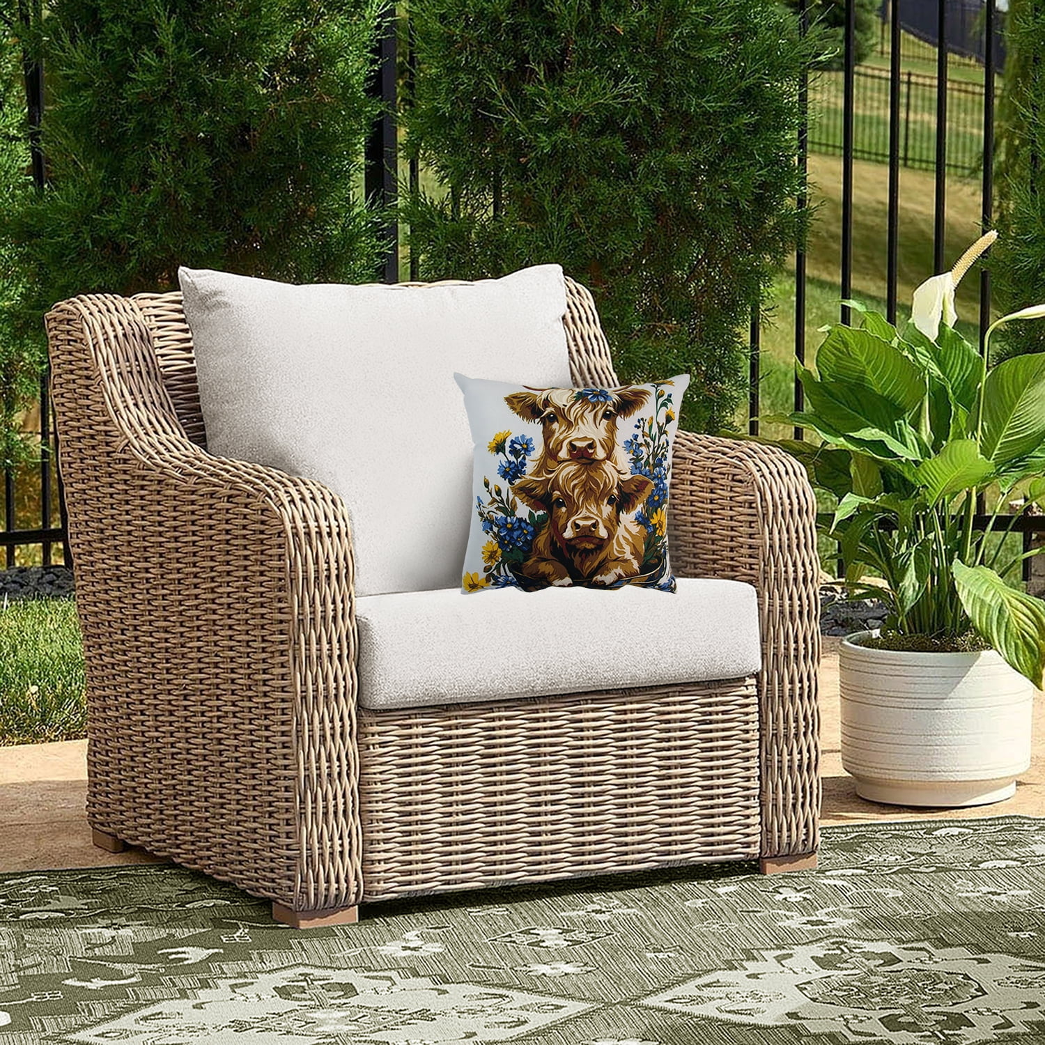 Mainstays 16" x 16" Reversible Decorative Outdoor Throw Pillow, Highland Cow
