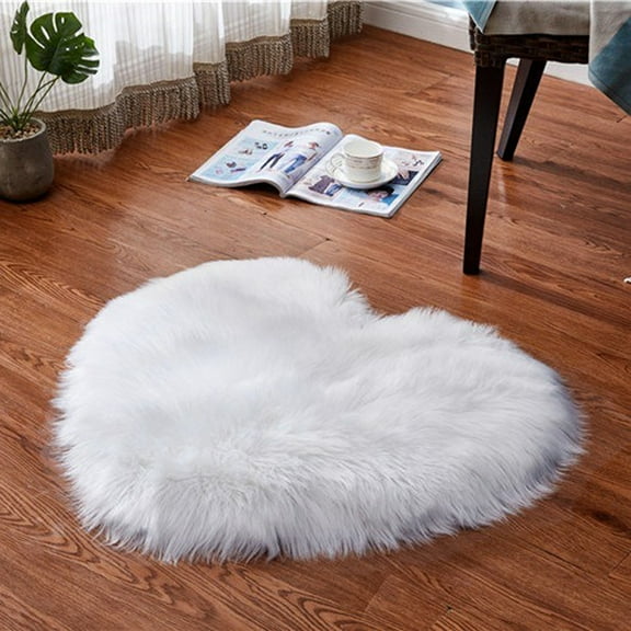 FUDAKUNA White Fluffy Rug Heart Shape 20" x 24" Plush Absorbent Non Slip Backing Faux Sheepskin Floor Mats Soft Chair Sofa Cushion