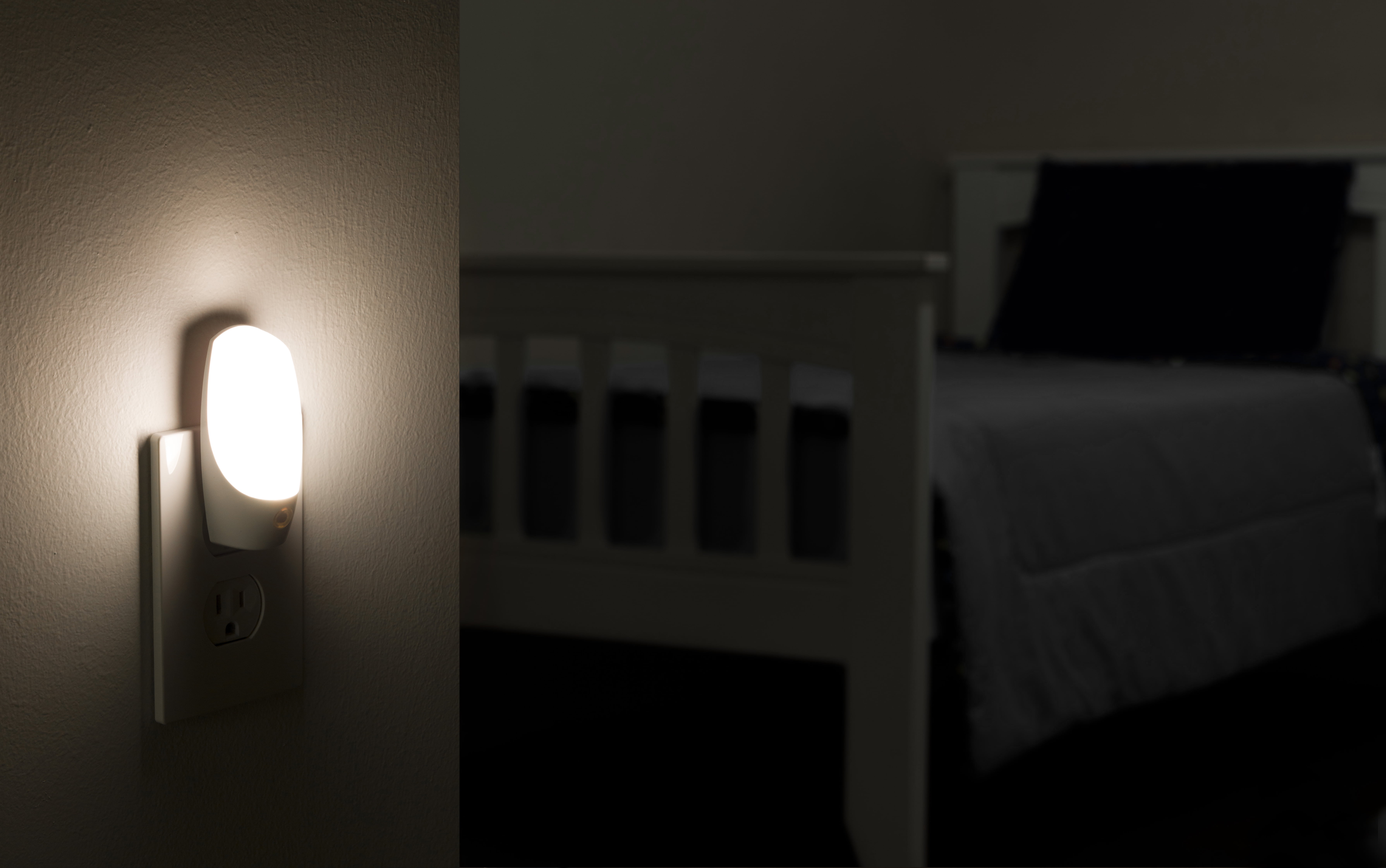 Energizer Energy Efficient Space LED Night Lights, Soft White