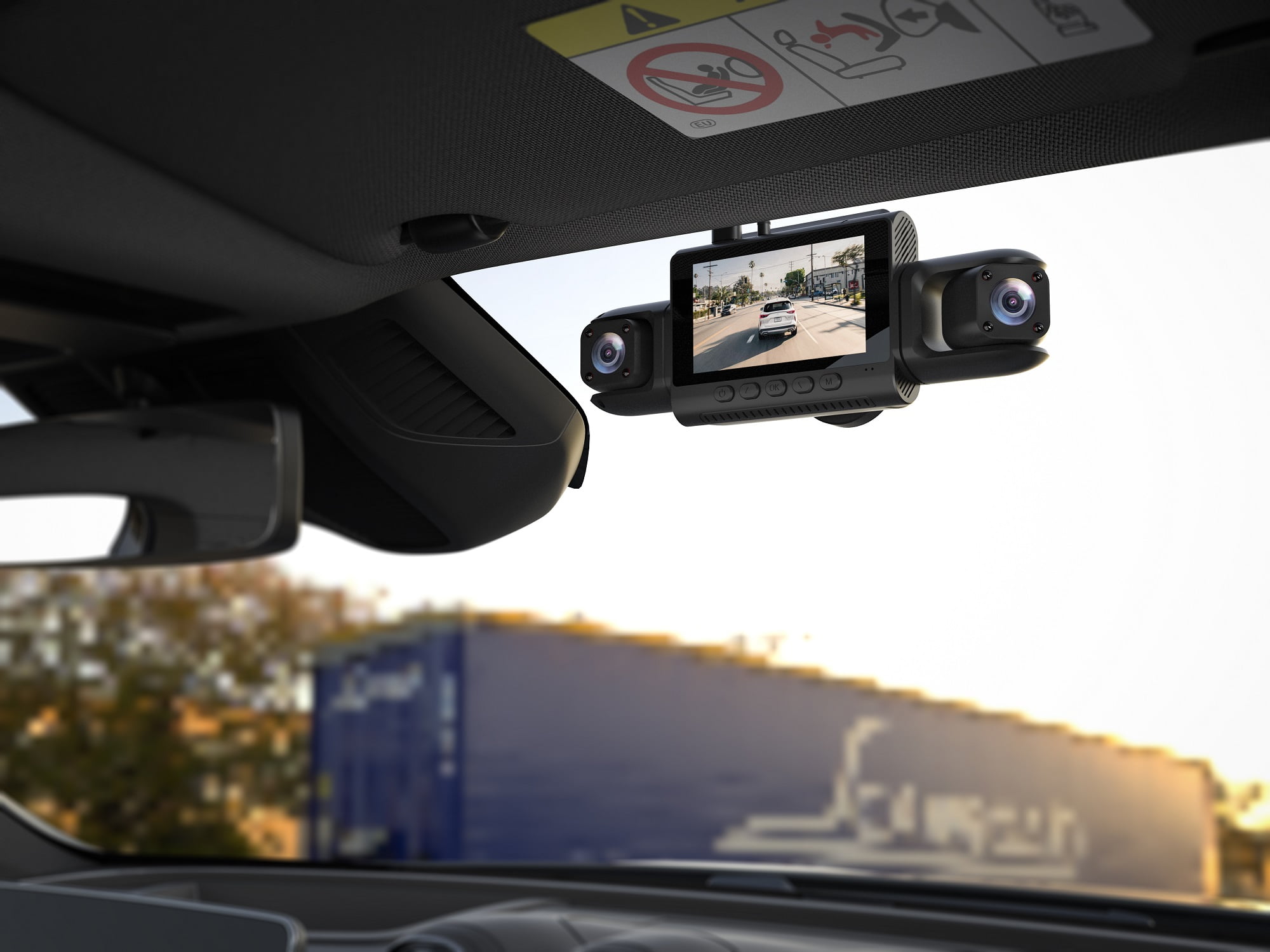 Saldi Dash Cam per auto a 3 canali con GPS, WiFi, visione notturna IR