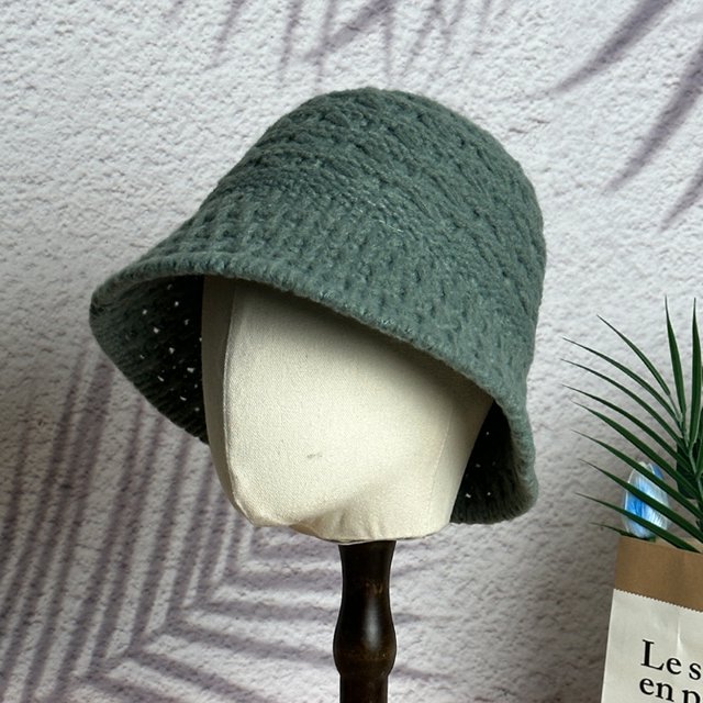 LinYooLi Autumn And Winter New Hollow Knitted Bucket Hat Versatile Face Facial Fisherman Hat Version Simple Warm Basin Hat