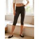 thumbnail image 5 of Pantalones capri de mujer de tiro bajo con cintura plegable, color liso, corte ajustado y estilo cropped., 5 of 9