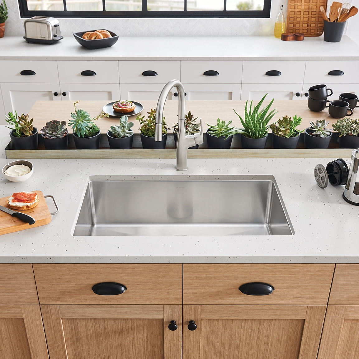 Blanco 524754 32 in. Cuvee R15 Single Bowl Undermount Stainless Steel Kitchen Sink - Satin Polish