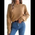 thumbnail image 3 of Suéter Cálido y Elegante para Mujer, de Larga, Tejido de Punto para Otoño e Invierno, Elegante y Casual. Caqui L, 3 of 9
