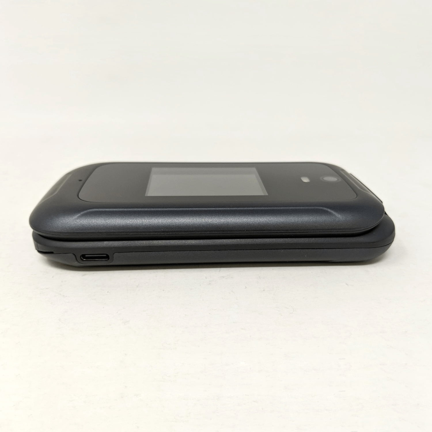 Pre-Owned Consumer Cellular Iris, 8GB, Black - Flip Phone