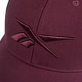 thumbnail image 3 of Gorra de Béisbol Reebok Vector Snapback de Seis Paneles en Color Granate, 3 of 7