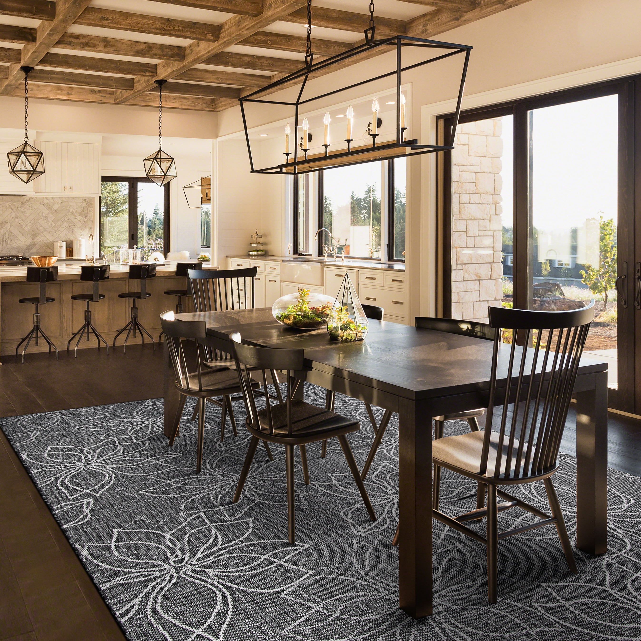 Couristan 6.5' x 6.5' Ash Floral Outdoor Rug