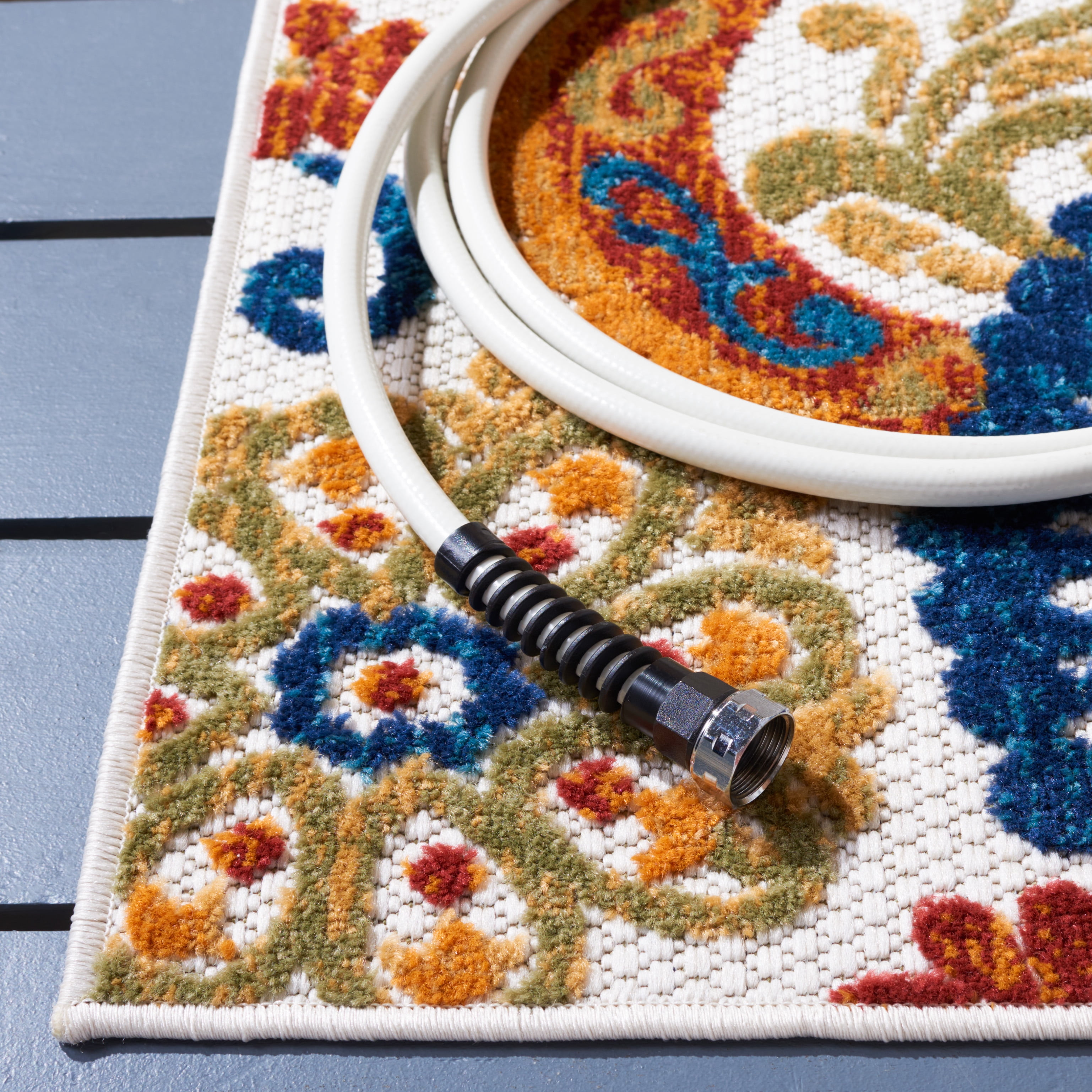 SAFAVIEH Cabana Allycia Paisley Indoor/Outdoor Runner Rug, Cream/Navy, 2' x 12'