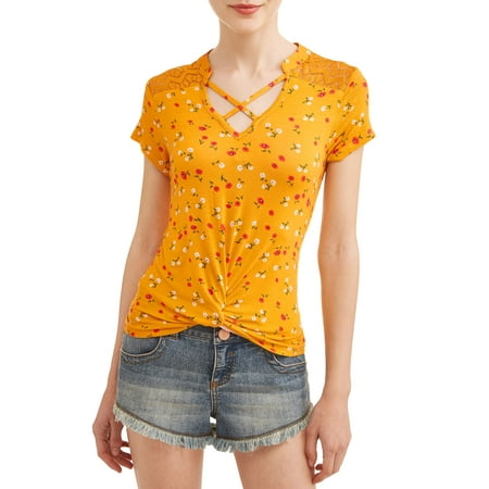 - No Boundaries Juniors' Floral Printed Caged Twist Front Lace Yoke Blouse