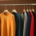 thumbnail image 4 of Suéter deportivo y de ocio de algodón para exteriores de otoño para hombre, con cuello redondo, pegamento prensado y sudadera con capucha con bolsillo en contraste, 4 of 5