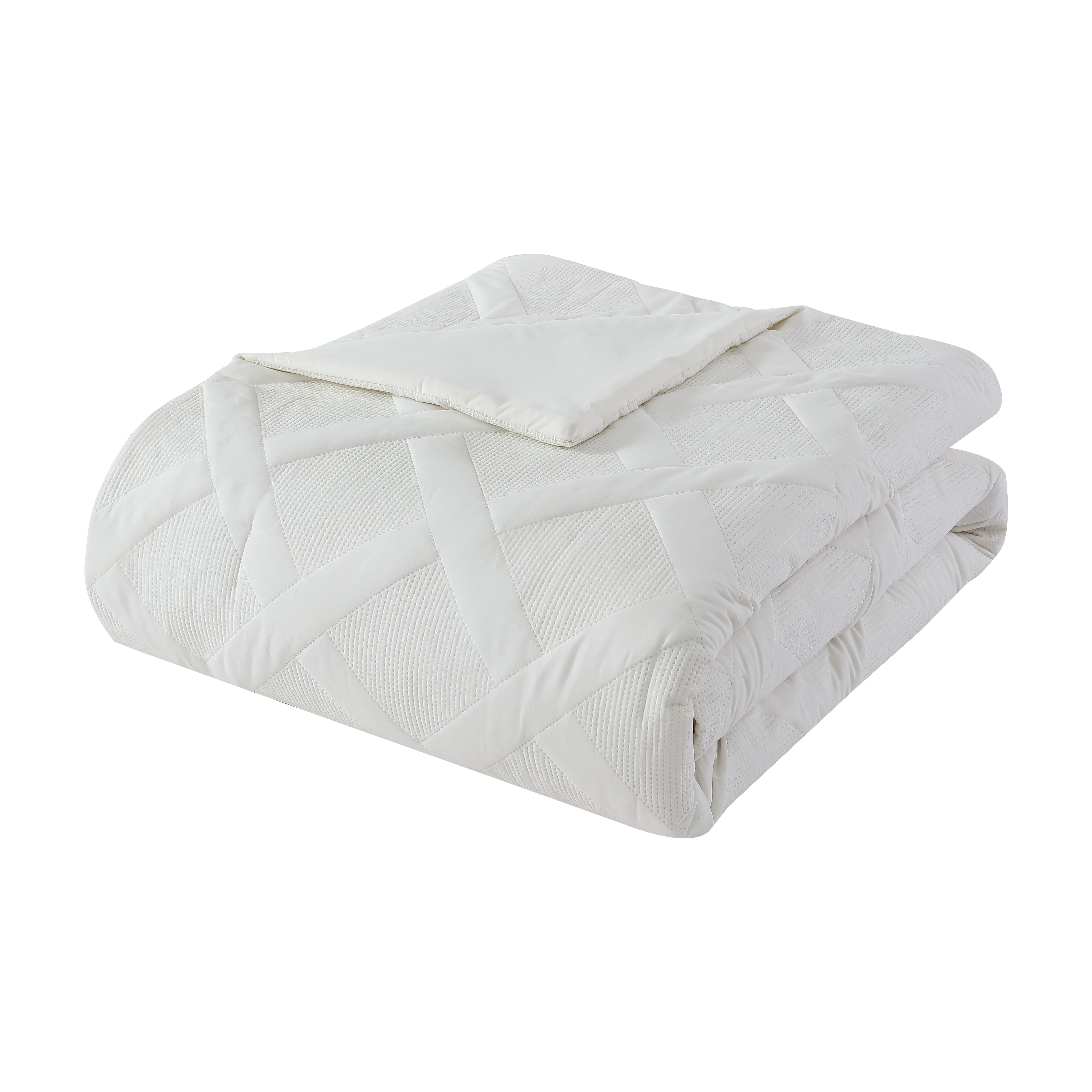 Mainstays Cream 10 Piece Bed in a Bag Comforter Set for Men and Women, King