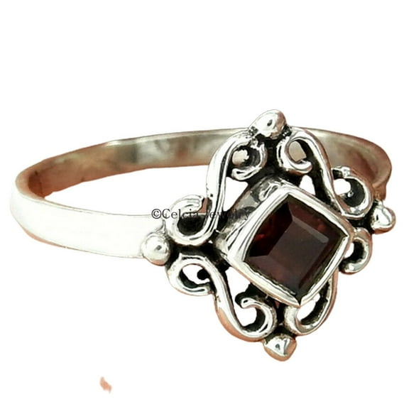 Garnet Gemstone Ring, Semi Precious Stone, Unique Gifts For Women, Solitaire Ring, Bridal Shower Gifts, Holiday Gifts, Valentines Day Gifts For Girlfriend, January Birthstone