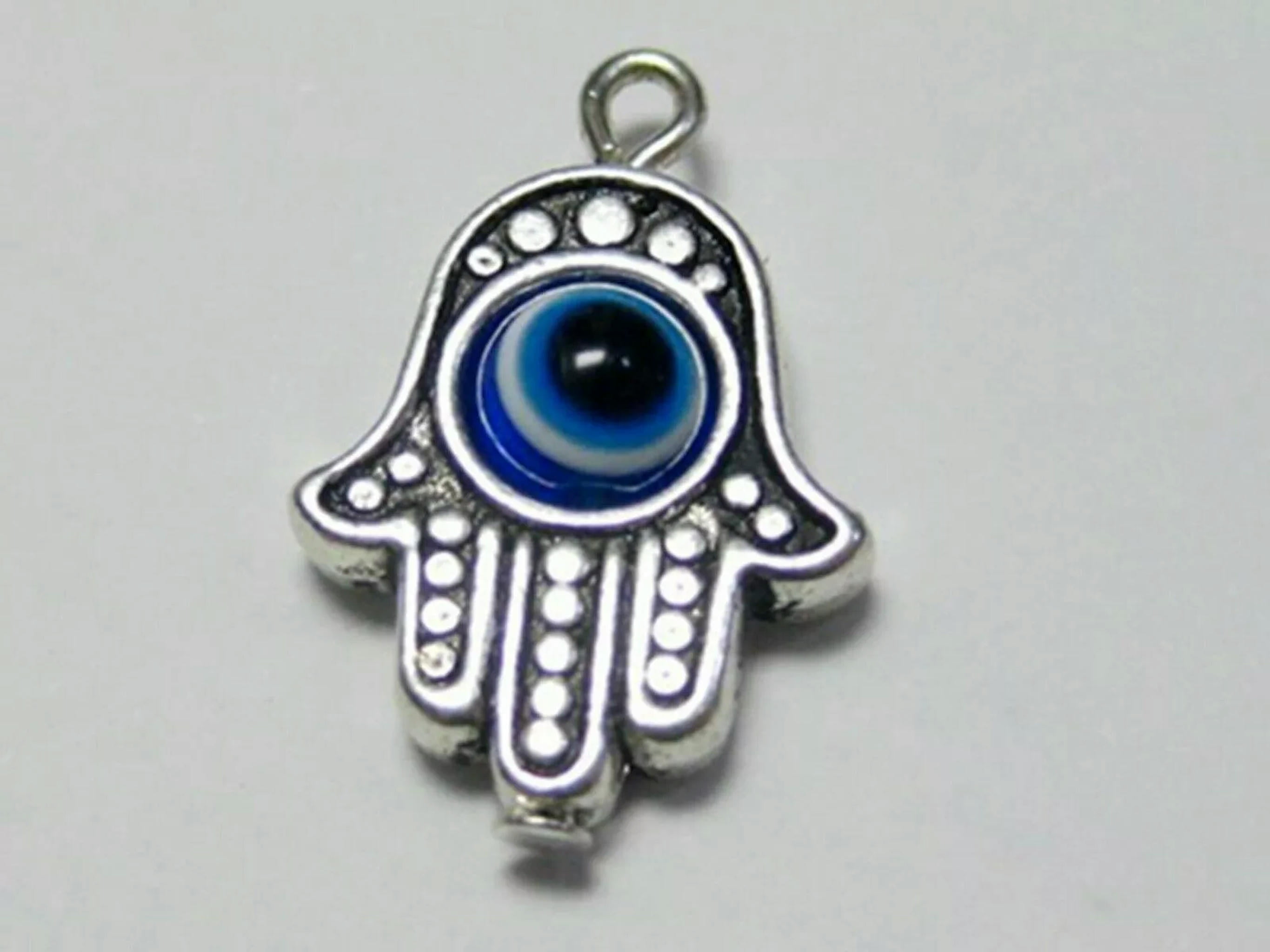 U8MO 100 Tibet Silver Alloy Hamsa Hand EVILEYE Kabbalah Good Luck Charm Pendant
