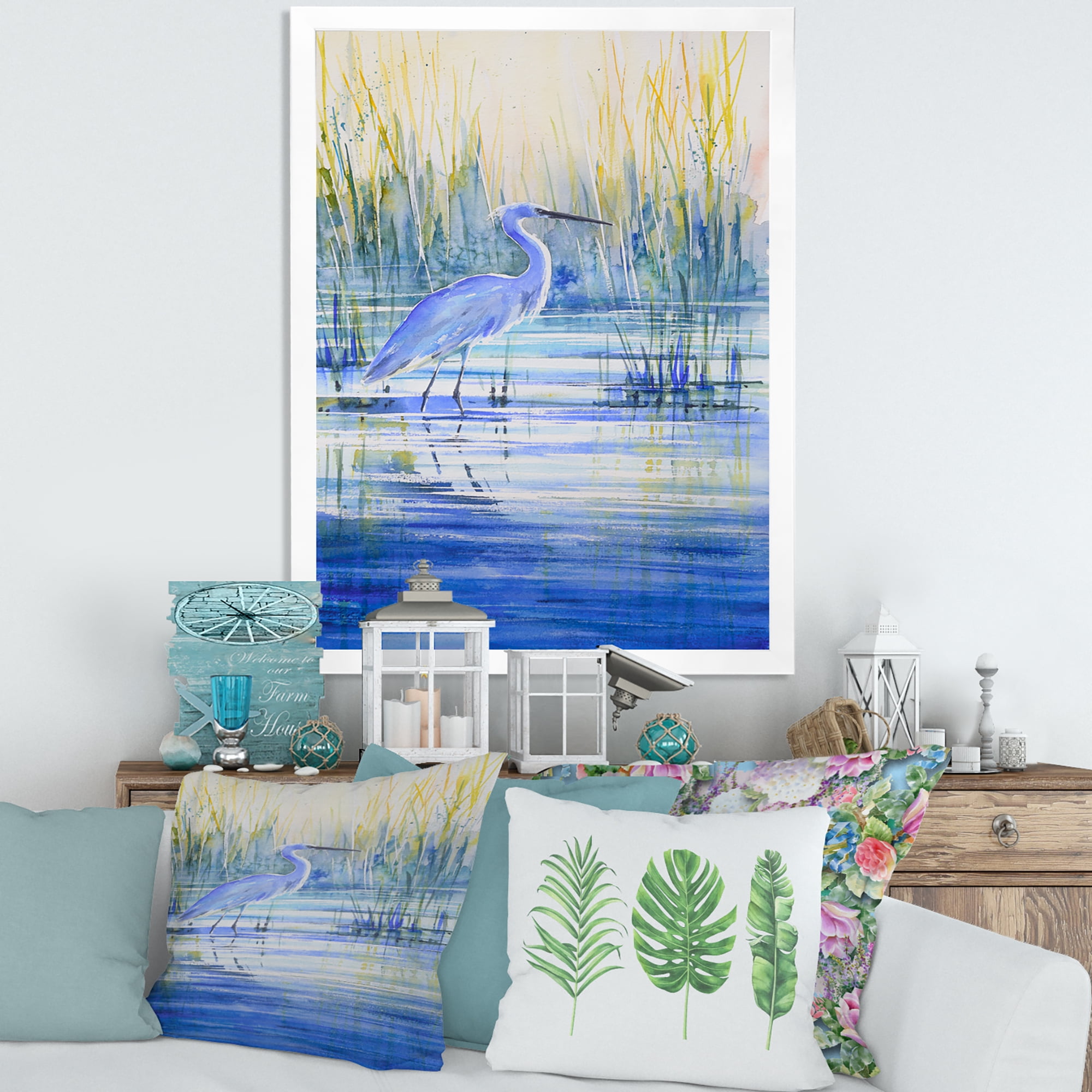 Designart 'Blue Heron On The Lake Shore' Traditional Framed Art Print