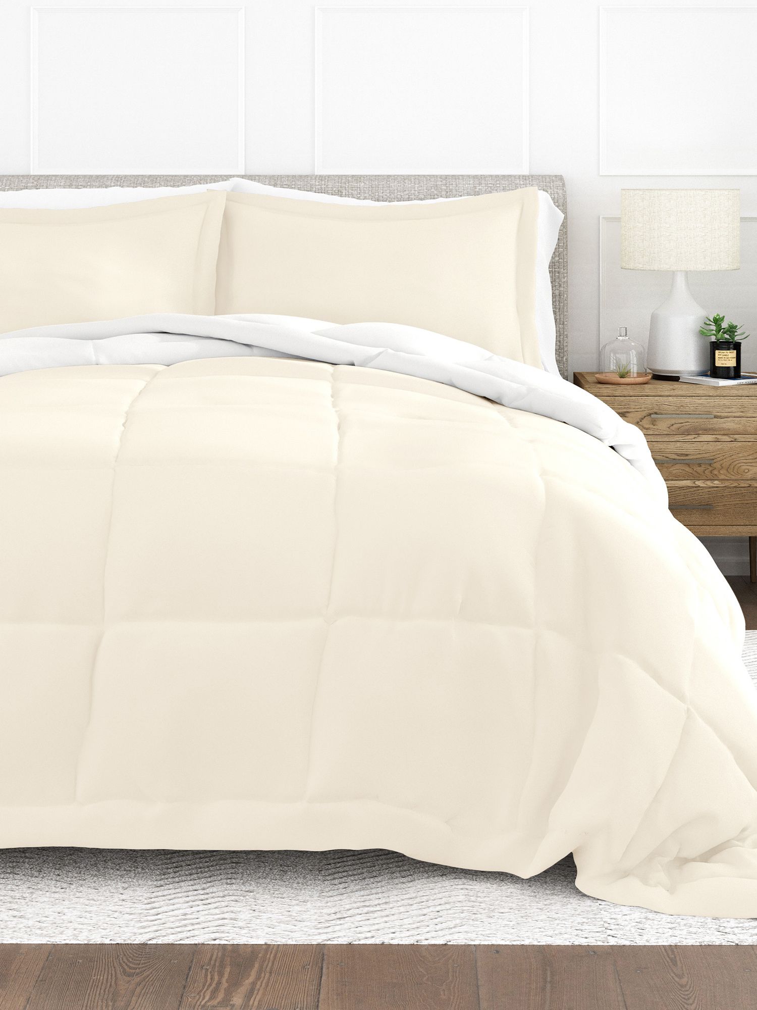 Comfort Canopy - Reversible White/Ivory Lightweight All Season Down-Alternative Comforter for Twin Size Beds