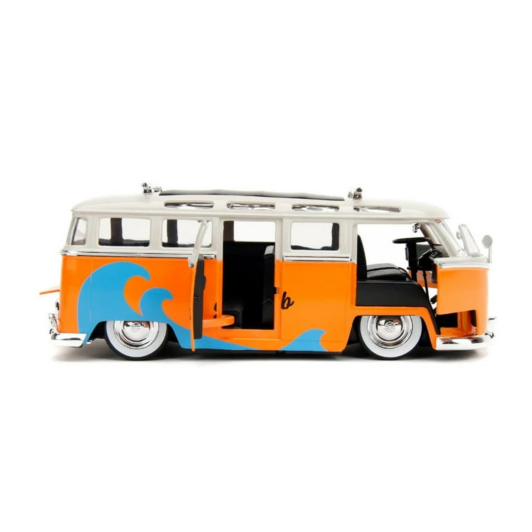 Punch Buggy 62 VW Bus 1:24 Metal Vehicle - Walmart.com