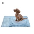 thumbnail image 1 of Lojalitet - Alfombrilla de refrigeración para perros y gatos, no tóxica, para aliviar el calor en verano, 1 of 7