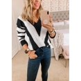 thumbnail image 4 of Suéter PRETTYGARDEN 2025 para mujer con escote en V y rayas M, 4 of 5