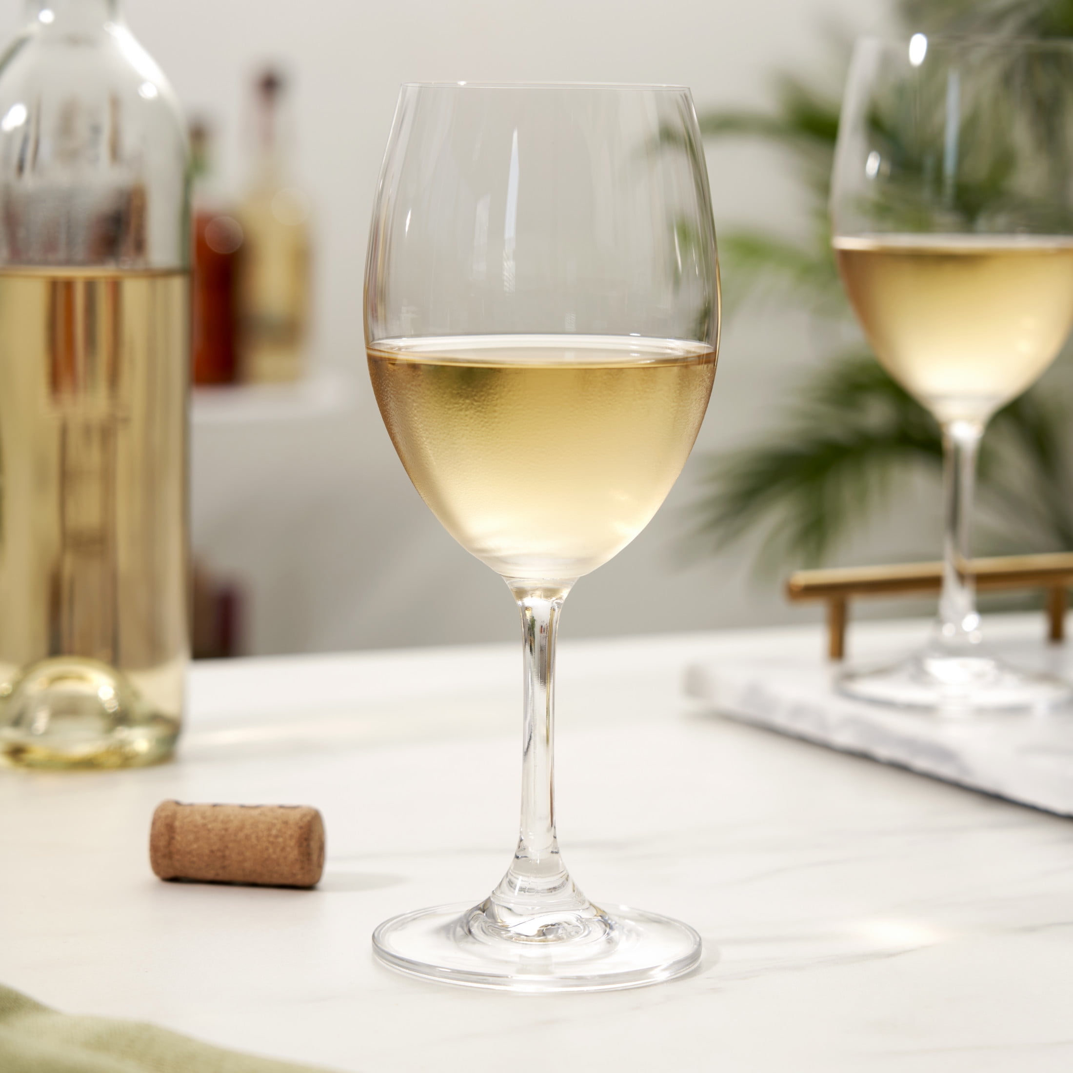True Red and White Wine Glasses for Party, Wedding Gifts, 14 oz, Set of 4