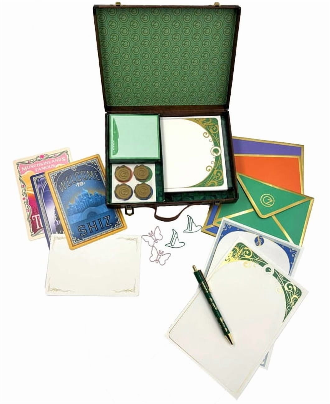 Insight Editions, Screenplay Book, Hardcover, Wicked complete
