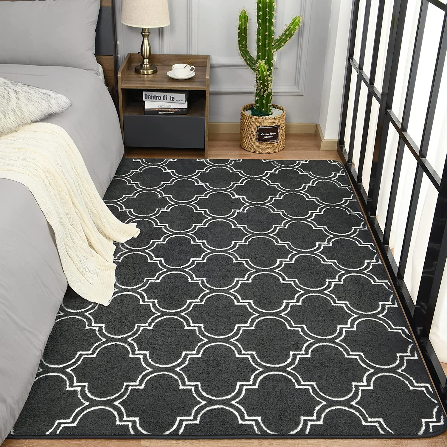 Junovo 4'x6'Modern Geometric Area Rug for Bedroom and Living Room, Fluffy Indoor Carpet for Family Room Decor,Dark Gray