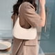 thumbnail image 4 of Moda mujer color puro bajo el brazo Hobos bolsas bolso de mano con asa superior (beige), 4 of 5