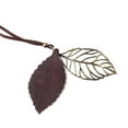 thumbnail image 1 of Collar con colgante retro de hojas de árbol dobles, cadena larga de aleación hueca para suéter, 34,6 marrón, 1 of 8