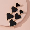 thumbnail image 3 of Pendientes colgantes con forma de corazón negro para mujeres y niñas, 3 of 5