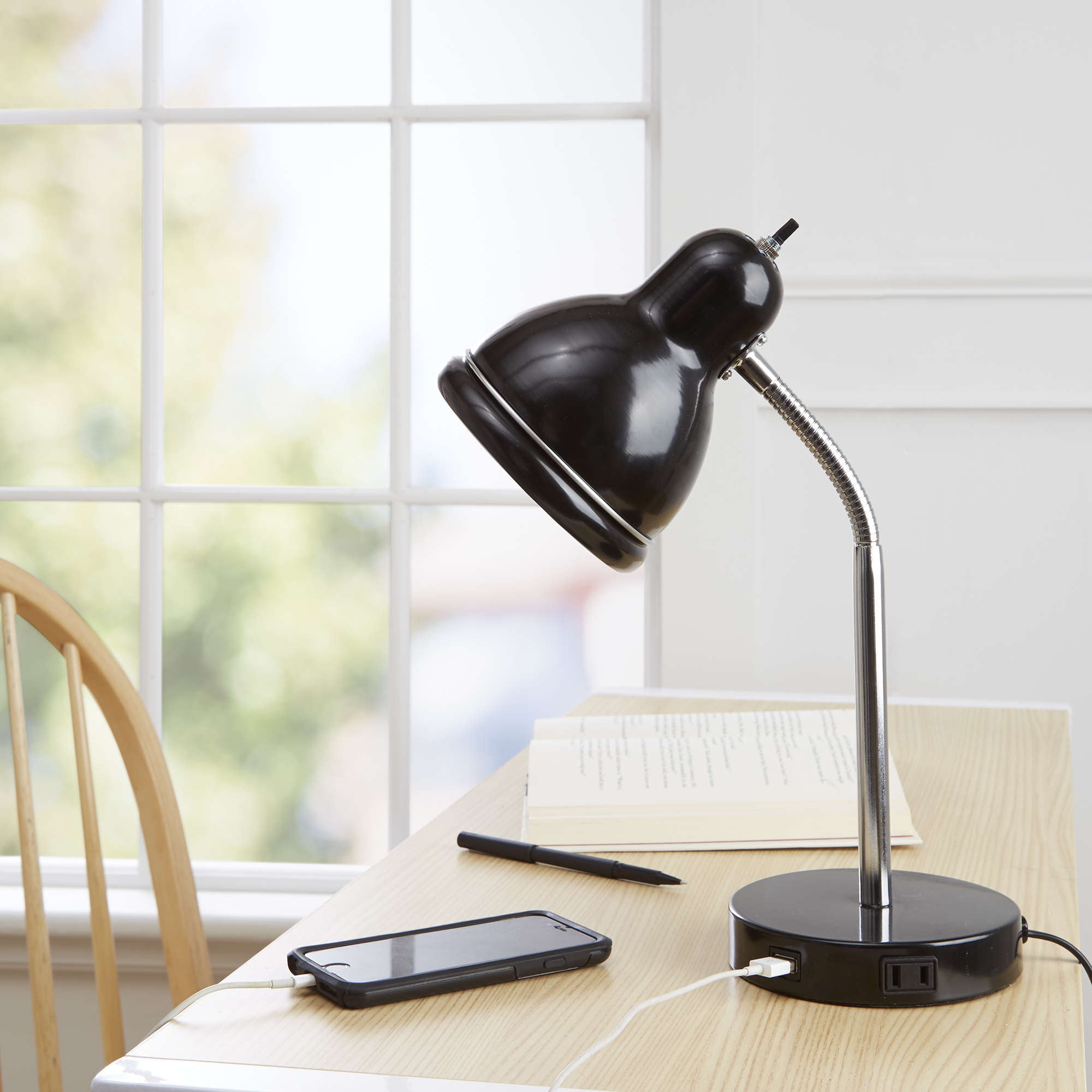 Mainstays USB Desk Lamp, Black Finish with Chrome Gooseneck - Walmart