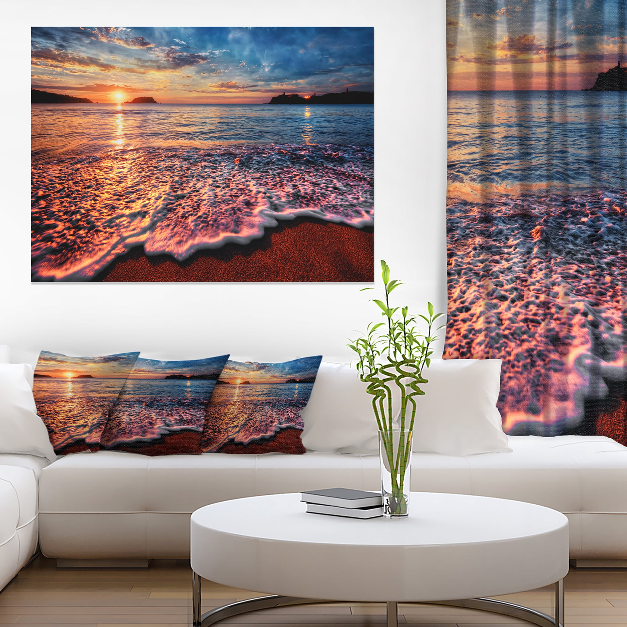 Designart 'Peaceful Evening Beach View ' Seascape Canvas Art Print