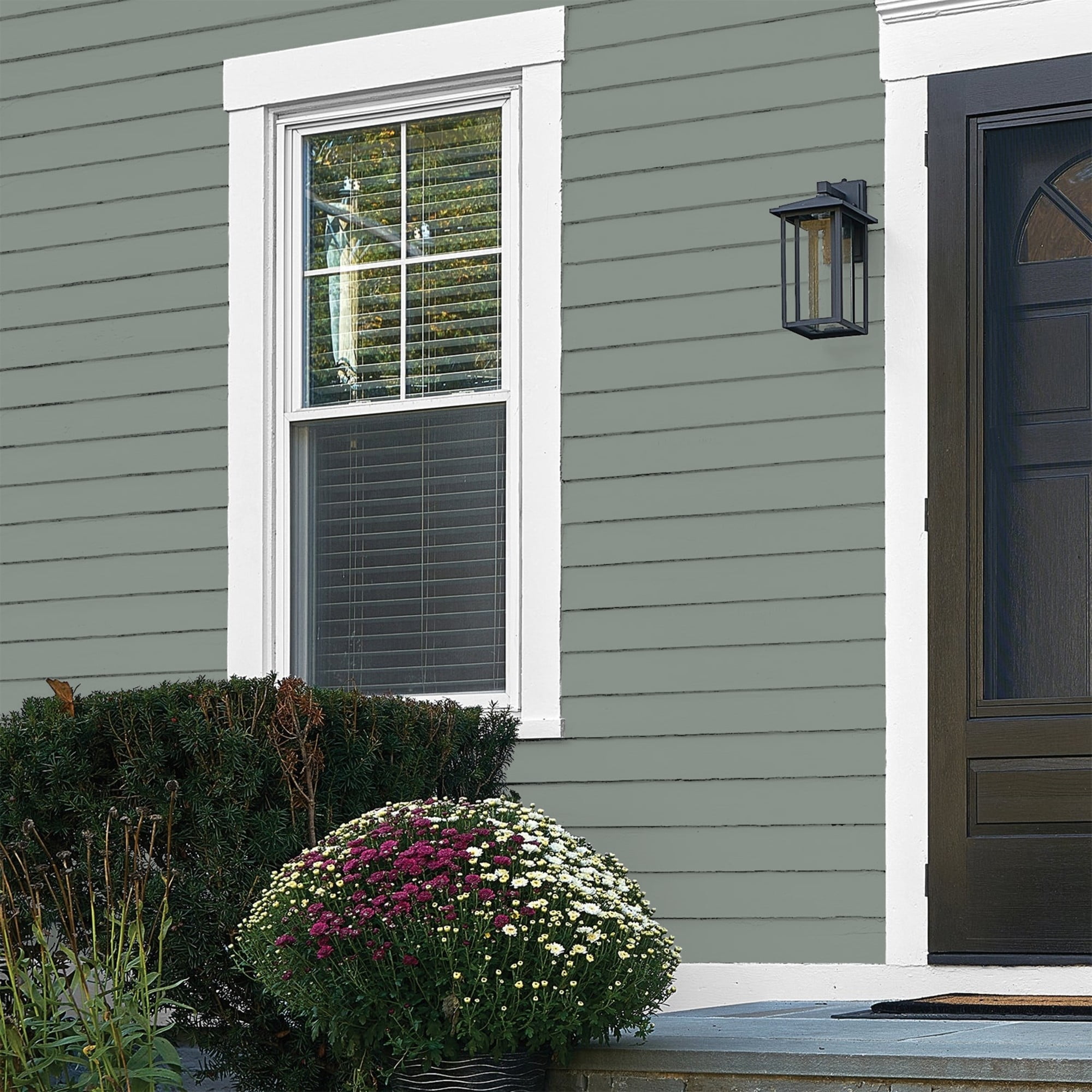Glidden HEP Gray Heron / Grey Flat Exterior Paint with Primer, 1 Gallon