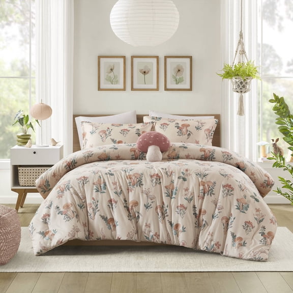 4-Piece Full/Queen Mushroom Garden Comforter Set with Throw Pillow