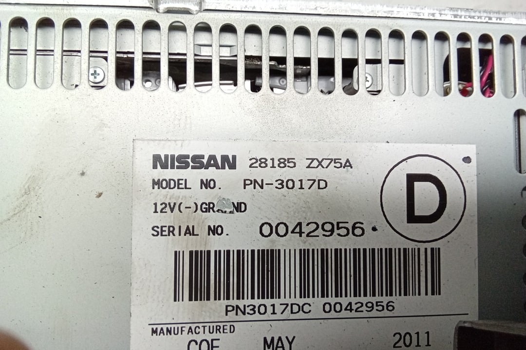 Pre-Owned 11 2011 Nissan Maxima CD Player Radio Receiver OEM - Verify Specific Vehicle Fitment In Description - (Good)