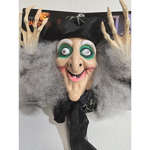 HALLOWEEN HANGING CHARACTER Witch 3 FT. TALL LED Color Changing EYES New Decor