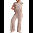 thumbnail image 3 of Conjunto Informal de Dos Piezas de Punto Acanalado para Mujer, Camiseta de Corta y Pantalón , Ideal para el Hogar y para Viajes Caqui M, 3 of 6