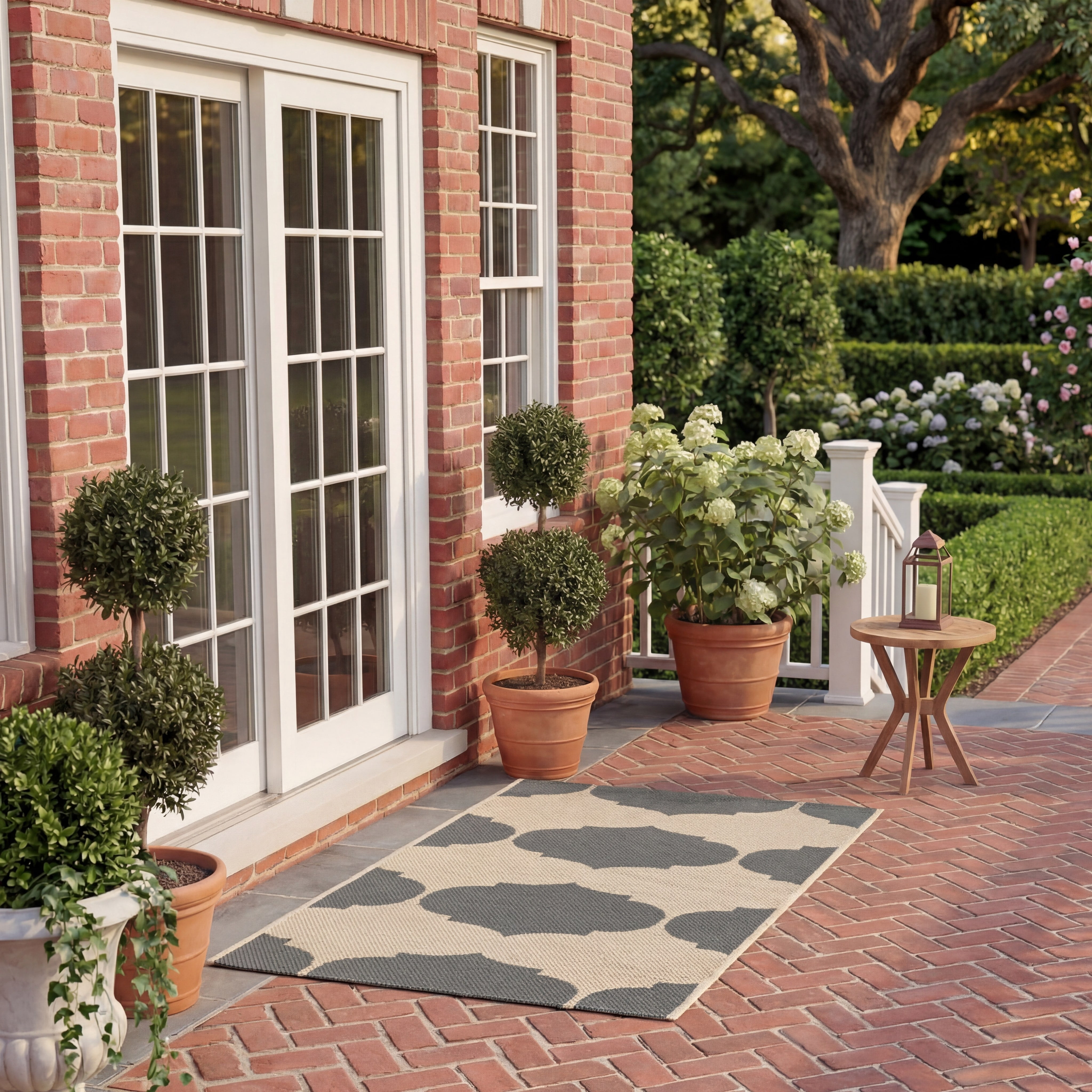 Safavieh Courtyard Elwyn Geometric Indoor/Outdoor Area Rug, Beige/Anthracite, 2'7" x 5'
