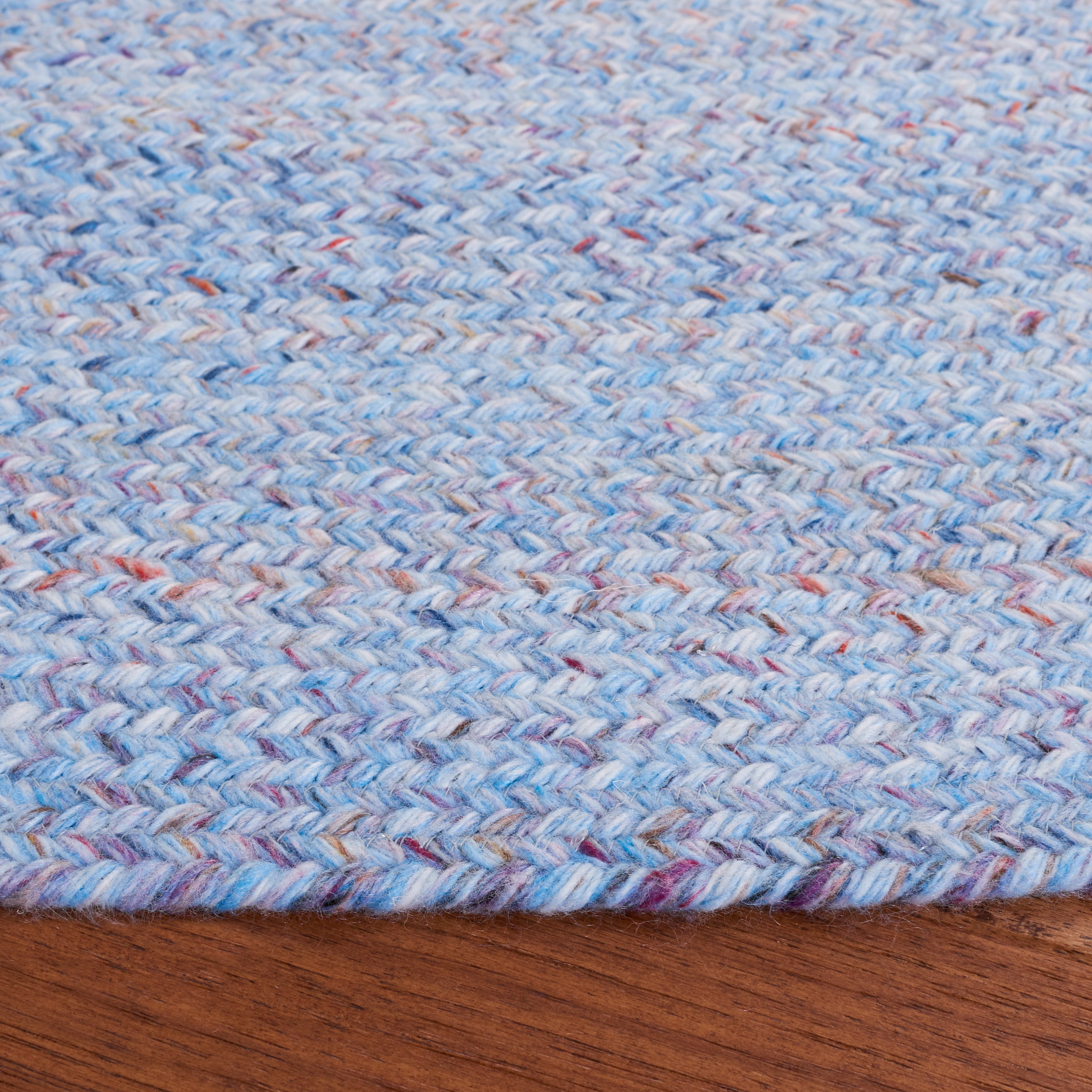 SAFAVIEH Braided Lyla Solid Polyester Reversible Area Rug, Light Blue/Red, 3' x 3' Round