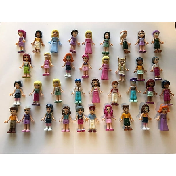 lot of lego figures
