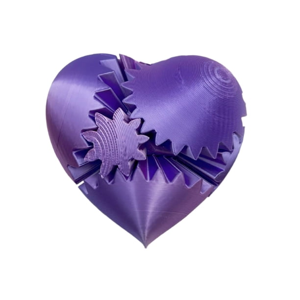 Juguete antiestrés con forma de corazón y engranajes, impreso en 3D