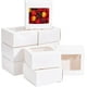 thumbnail image 1 of Paquete de 18 cajas de regalo cuadradas transparentes de PVC con ventana (12 x 12 x 6 cm), cajas de regalo de papel kraft blanco para baby showers, bodas y fiestas de cumpleaños., 1 of 9